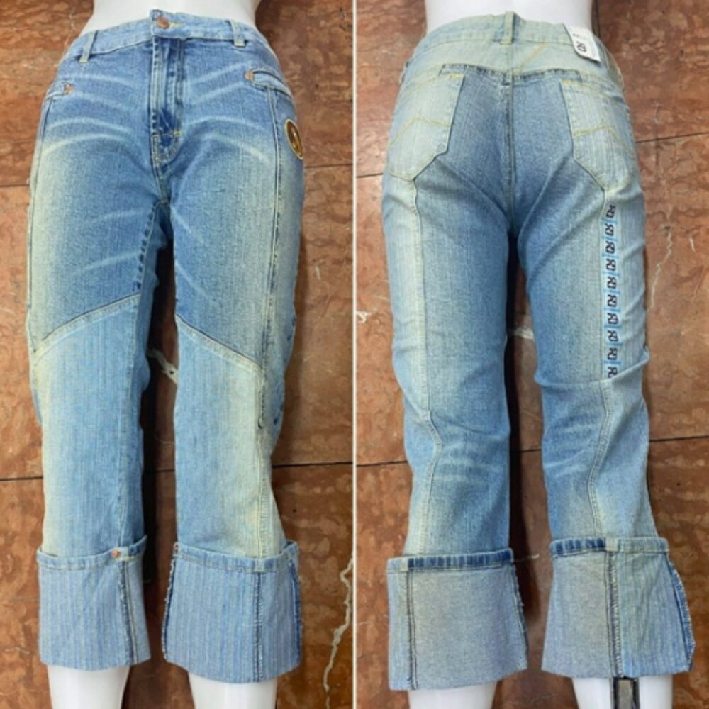 Women’s Azzure Vintage Sandblast Cuff Capri Pants NWT